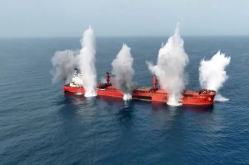 تقليل إسرائيلي من خطة حكومية للتعافي من هجمات الحوثيين عبر ربط الأحمر بـالمتوسط