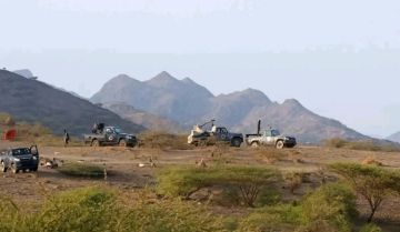 طارق يعاود حصار الوازعية مع فشل اقتحام قراها، ويكشف مخاوف من تحالف الإصلاح والحوثيين لمواجهته