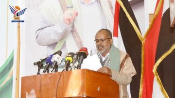 وزارة الإدارة والتنمية المحلية والريفية تحيي الذكرى السنوية للشهيد وزارة الإدارة والتنمية المحلية والريفية تحيي الذكرى السنوية للشهيد