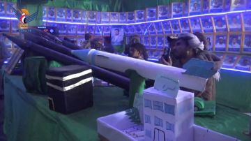 صنعاء .. إفتتاح معرض شهداء عزلة عيال مالك بمديرية بني حشيش