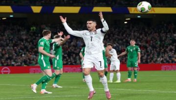 أيرلندا تعرقل تأهل البرتغال للمونديال أيرلندا تعرقل تأهل البرتغال للمونديال