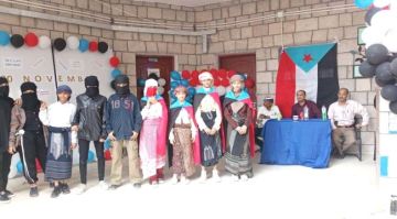 برعاية انتقالي البريقة.. مدرسة 14 أكتوبر للبنات تحتفي بالذكرى الـ58 لعيد الاستقلال