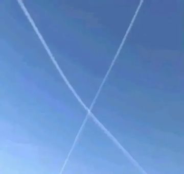 الحوثيون يواصلون تدريباتهم القتالية بالطائرات المسيرة لليوم الثاني في محافظة صنعاء