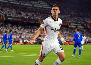 فايكنج ستافانجير يحقق لقب الدوري النرويجي لأول مرة منذ 34 عاما