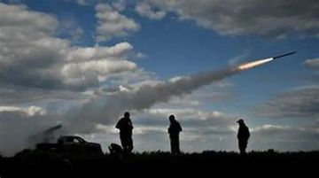 الجيش الأوكراني: استهداف ميناء نوفوروسيسك الروسي بصواريخ نبتون الجيش الأوكراني: استهداف ميناء نوفوروسيسك الروسي بصواريخ نبتون