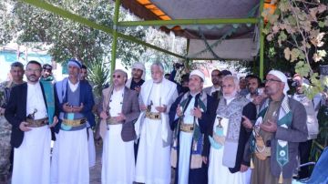 قيادات السلطة القضائية تزور أضرحة الشهداء الصماد والرهوي والغماري