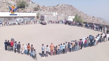 لحج.. وقفة قبلية مسلحة لأبناء مربع الكعبين في القبيطة وفاء لدماء الشهداء لحج.. وقفة قبلية مسلحة لأبناء مربع الكعبين في القبيطة وفاء لدماء الشهداء