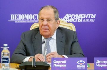 وزير الخارجية الروسي يبحث مع نظيره الجنوب إفريقي توسيع التعاون بين البلدين