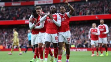 أرسنال يعزز صدارته للبريمرليغ بالفوز على بيرنلي بثنائية نظيفة