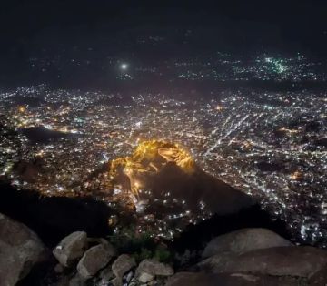 هزة في شرعب السلام: استهداف معلم بقنبلة يدوية أمام منزله بتعز وموجة استنكار واسعة