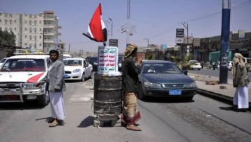 الحـ.ـوثيون يعمقون الانهيار الاقتصادي في اليمن وسط تحذيرات أممية خطيرة