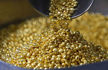 الذهب يرتفع ويتجه لتحقيق مكاسب أسبوعية الذهب يرتفع ويتجه لتحقيق مكاسب أسبوعية