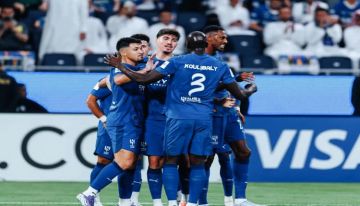 الدوري السعودي..                               
                              الهلال يحبط انتفاضة النجمة بفوز مثير