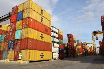 إيران : حجم التجارة الخارجية يتجاوز 76.5 مليار دولار خلال 8 أشهر إيران : حجم التجارة الخارجية يتجاوز 76.5 مليار دولار خلال 8 أشهر