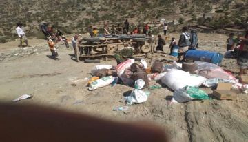 بينهم طفل.. وفاة وإصابة ٤ اشخاص بحادث انقلاب مركبة في القبيطة لحج