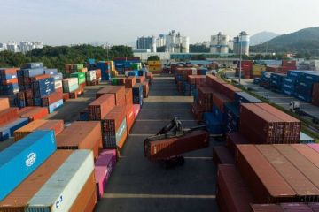 سويسرا وأمريكا تتفقان على خفض الرسوم الجمركية سويسرا وأمريكا تتفقان على خفض الرسوم الجمركية