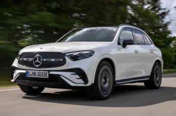 مرسيدس AMG GLC الكهربائية 2025.. قوة خارقة وتصميم هجومي لمنافسة بورش ماكان