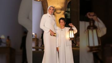 آية بنت الرئيس عبدالفتاح السيسي تخطف الأنظار بإطلالة تاريخية في افتتاح المتحف المصري الكبير آية بنت الرئيس عبدالفتاح السيسي تخطف الأنظار بإطلالة تاريخية في افتتاح المتحف المصري الكبير