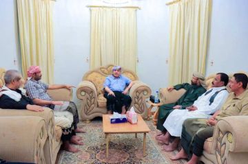 الكثيري يصل سيئون للمشاركة في احتفالات الذكرى الـ58 لعيد الاستقلال ويؤكد أهمية الحشد الجماهيري الكثيري يصل سيئون للمشاركة في احتفالات الذكرى الـ58 لعيد الاستقلال ويؤكد أهمية الحشد الجماهيري