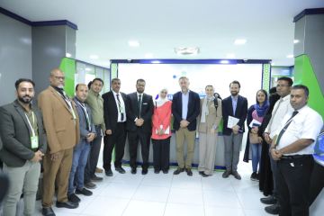 سفير الاتحاد الأوروبي لدى اليمن يزور مؤسسة صلة للتنمية ويبحث مع إدارتها تعزيز الشراكة والمشاريع المشتركة سفير الاتحاد الأوروبي لدى اليمن يزور مؤسسة صلة للتنمية ويبحث مع إدارتها تعزيز الشراكة والمشاريع المشتركة