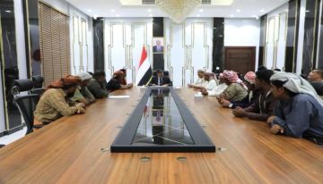 لقاء يبحث الاحتياجات الخدمية والتنمية لمنطقة رسب بمديرية ساه بحضرموت