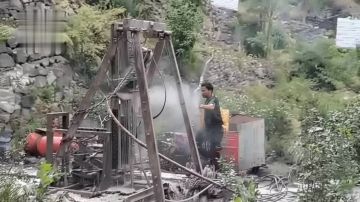 ضبط حفار مخالف وردم 4 آبار يدوية في إب