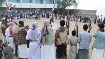 وقفة قبلية لقبائل بني سعد وفاء لدماء الشهداء وتأكيدا على ثبات الموقف وقفة قبلية لقبائل بني سعد وفاء لدماء الشهداء وتأكيدا على ثبات الموقف