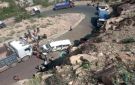 14 قتيل ومصاب بانقلاب باص بطريق نقيل حيفان في تعز اليمنية
