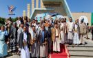 ضباط من دائرة الرعاية الاجتماعية يزورن أضرحة ومعارض صور الشهداء بصنعاء - ye