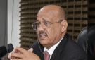البنك المركزي اليمني يكشف حقيقة تقاضي محافظة أحمد غالب المعبقي 40 ألف دولار شهريا