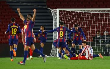 برشلونة متصدر الدوري الإسباني ينتفض ليفوز 3-1 على أتليتيكو