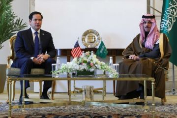 مباحثات أميركية سعودية إماراتية بشأن تطورات الوضع في اليمن