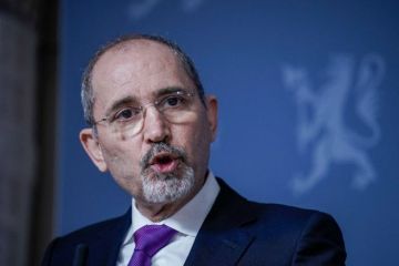 الأردن وفلسطين يبحثان تطورات الأوضاع بالمنطقة