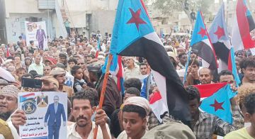 فرع حزب الرابطة بلحج يدعو أعضاءه وأبناء المحافظة للمشاركة في ساحة الاعتصام فرع حزب الرابطة بلحج يدعو أعضاءه وأبناء المحافظة للمشاركة في ساحة الاعتصام