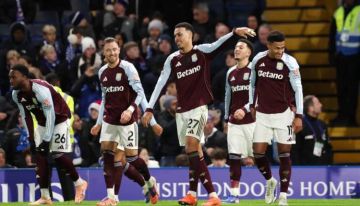 انقلاب البدلاء.. أستون فيلا يغتال تشيلسي برصاصات واتكينز