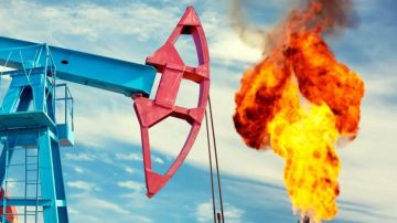 تزايد الإنتاج يدفع النفط الكندي لأدنى مستوى مقارنة بالأمريكي