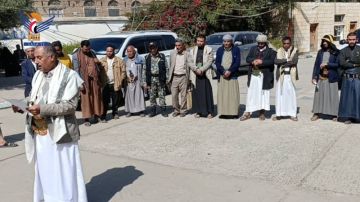 وزارة الزراعة تنظم وقفة احتجاجية تنديدا بالإساءة الأمريكية للقرآن الكريم وزارة الزراعة تنظم وقفة احتجاجية تنديدا بالإساءة الأمريكية للقرآن الكريم