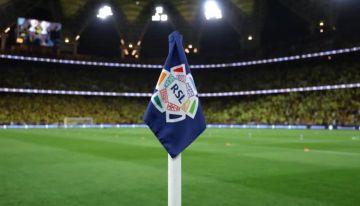 الفيفا يعلن إيقاف قيد 15 ناديًا سعوديًا