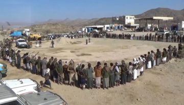 قبائل يمنية في مأرب تعلن الجاهزية القتالية وتؤيد خيارات القيادة في صنعاء