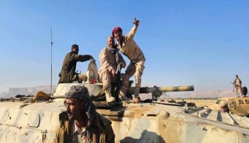 خطوة مفصلية في تاريخ الجنوب.. وادي حضرموت تحت الإدارة الجنوبية الكاملة وابناء الجنوب يحتفلون بالنصر. خطوة مفصلية في تاريخ الجنوب.. وادي حضرموت تحت الإدارة الجنوبية الكاملة وابناء الجنوب يحتفلون بالنصر.