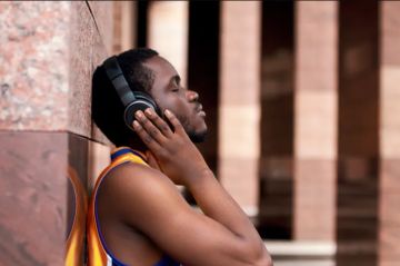 كيف تؤثر كلمات الأغاني على نفسية المستمعين؟ دراسة تكشف كيف تؤثر كلمات الأغاني على نفسية المستمعين؟ دراسة تكشف