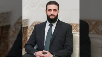 الرئيس السوري أحمد الشرع يكشف عن مواجهة سوريا للعنف الإسرائيلي ومحاولات إقامة منطقة عازلة الرئيس السوري أحمد الشرع يكشف عن مواجهة سوريا للعنف الإسرائيلي ومحاولات إقامة منطقة عازلة