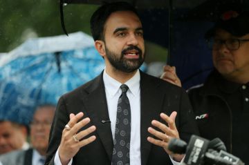 واشنطن تايمز: فوز مسلمين في الانتخابات الأخيرة يعكس تحولا لافتا بالسياسة الأميركية واشنطن تايمز: فوز مسلمين في الانتخابات الأخيرة يعكس تحولا لافتا بالسياسة الأميركية