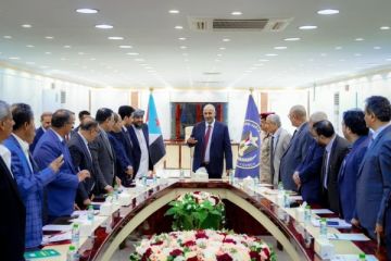 مليشيا الانتقالي في طريقها إلى الغيضة لاستلام مواقع درع الوطن ووحدات أخرى للانتشار في الصحراء مليشيا الانتقالي في طريقها إلى الغيضة لاستلام مواقع درع الوطن ووحدات أخرى للانتشار في الصحراء