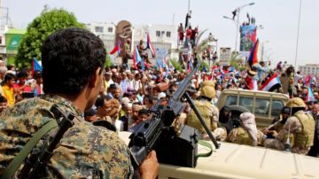 منتدى أمريكي: تصعيد حضرموت يعكس انقساما جنوبي وصراع وكالة سعودي إماراتي منتدى أمريكي: تصعيد حضرموت يعكس انقساما جنوبي وصراع وكالة سعودي إماراتي