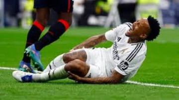 إصابة جوستافو أليكس لاعب النصر الإماراتي بقطع في الرباط الصليبي