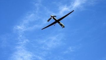 انفجارات في ريف دمشق جراء استهداف صاروخي إسرائيلي والطيران المسير يواصل التحليق