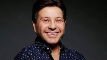 هاني شاكر يستعين بعبدالحليم حافظ.. للإعلان عن حفليه في الكويت