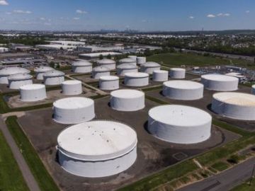 ارتفاع مخزونات النفط بالولايات المتحدة