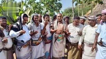 الاطلاع على سير مشروع مياه الجنبعية في بيت الفقيه بالحديدة